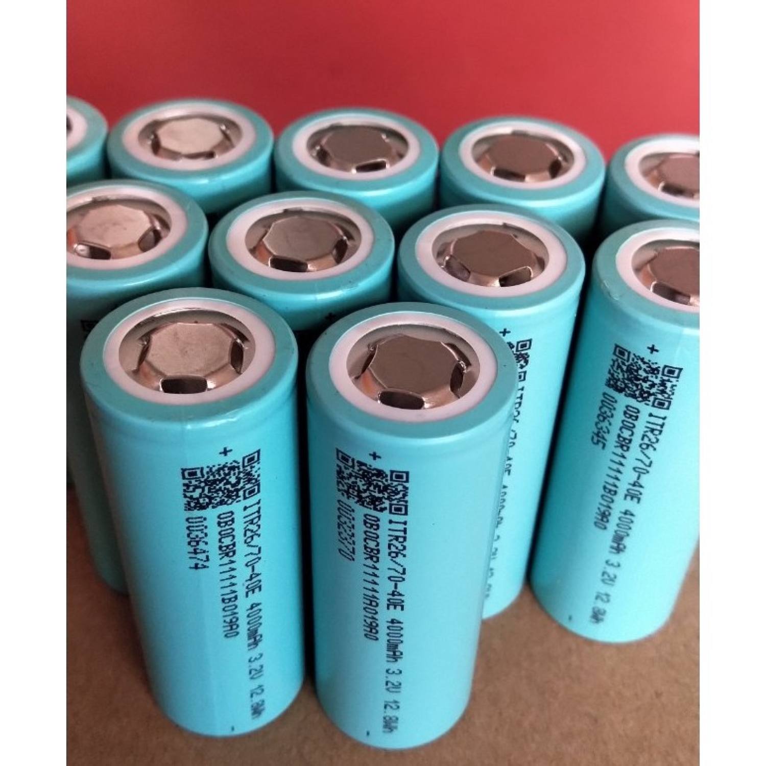 Pin Lithium Sắt đầu phẳng 26700 4000mAh 3.2v 3C max 8C sx 2021 4 Pin Lithium Sắt đầu phẳng 26700 4000mAh 3.2v 3C max 8C sx 2021 - Ảnh 4